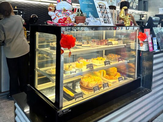 Snow Village Gb 300 4lz 18